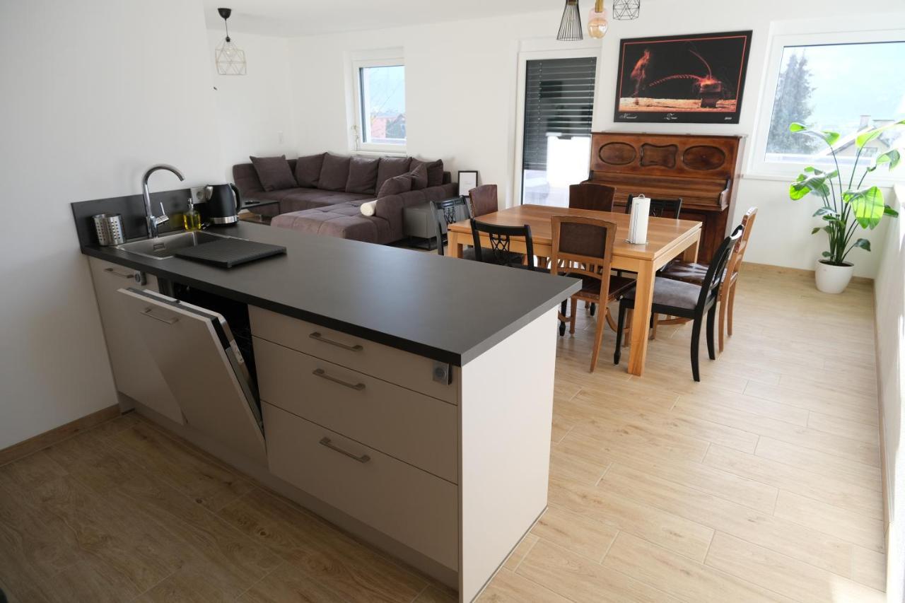 אינסברוק Ferienwohnung Weibold מראה חיצוני תמונה