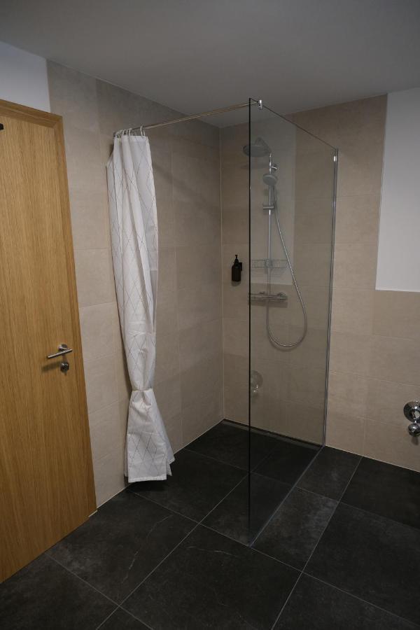 אינסברוק Ferienwohnung Weibold מראה חיצוני תמונה